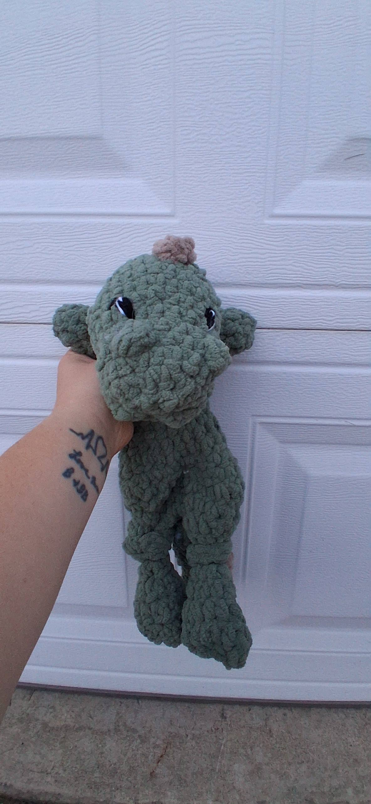 Dax Dino Lovey